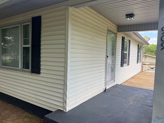 909 Snowden Circle, Boaz, AL 35957