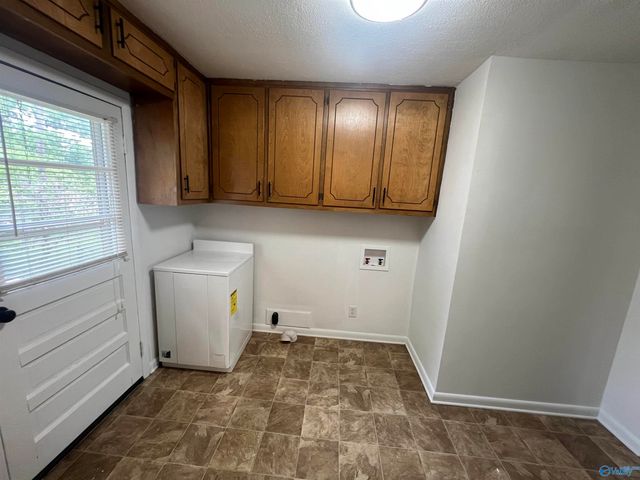 909 Snowden Circle, Boaz, AL 35957