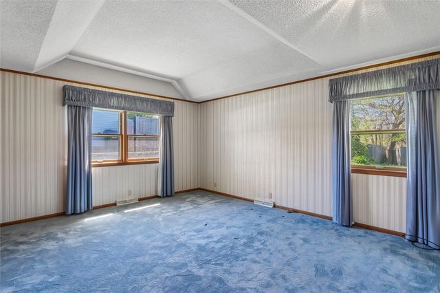 265 Lamplite Lane SE, Cedar Rapids, IA 52403