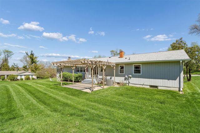 265 Lamplite Lane SE, Cedar Rapids, IA 52403
