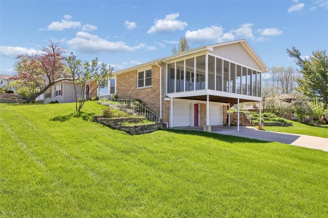265 Lamplite Lane SE, Cedar Rapids, IA 52403