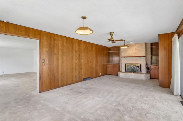 265 Lamplite Lane SE, Cedar Rapids, IA 52403