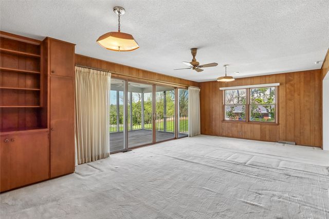 265 Lamplite Lane SE, Cedar Rapids, IA 52403