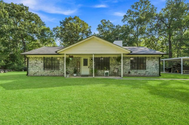 215 Lazy Oak Drive, Livingston, TX 77351
