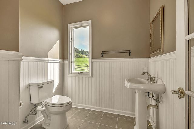15497 Porterfield Highway, Abingdon, VA 24210