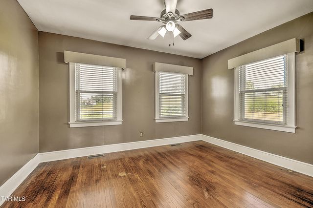 15497 Porterfield Highway, Abingdon, VA 24210