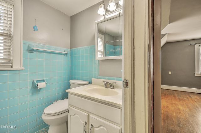 15497 Porterfield Highway, Abingdon, VA 24210
