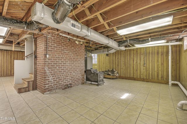 15497 Porterfield Highway, Abingdon, VA 24210