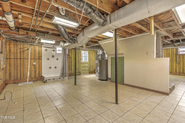 15497 Porterfield Highway, Abingdon, VA 24210
