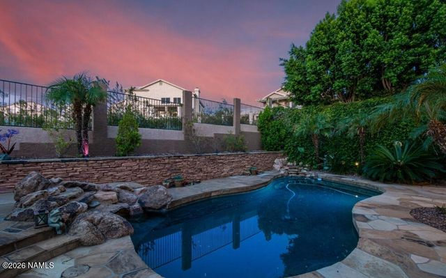 1302 E Captain Dreyfus Avenue, Phoenix, AZ 85022