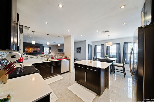 1636 Yucca Park, Schertz, TX 78154