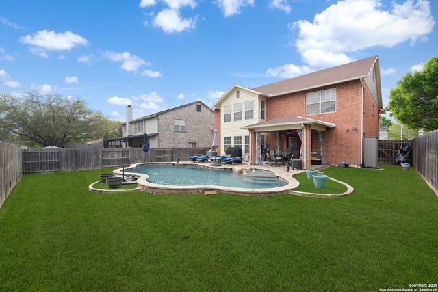 1636 Yucca Park, Schertz, TX 78154