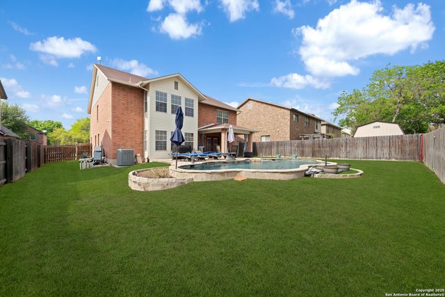 1636 Yucca Park, Schertz, TX 78154