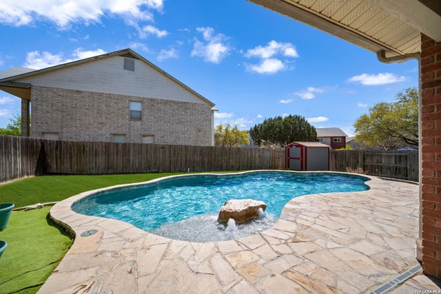 1636 Yucca Park, Schertz, TX 78154