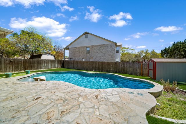 1636 Yucca Park, Schertz, TX 78154
