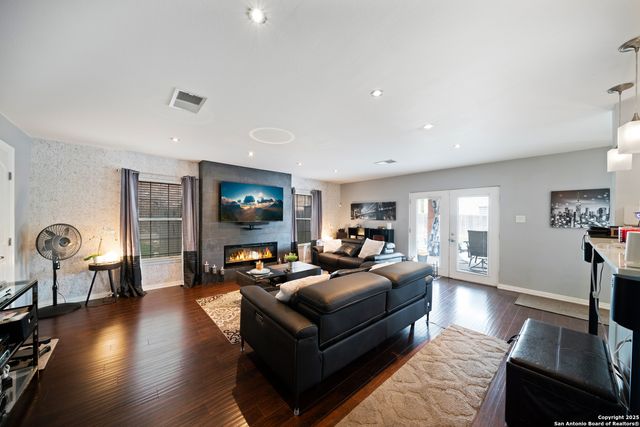 1636 Yucca Park, Schertz, TX 78154