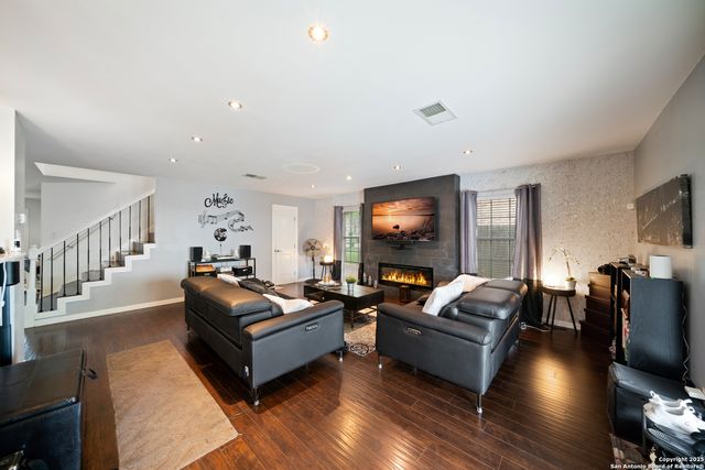 1636 Yucca Park, Schertz, TX 78154