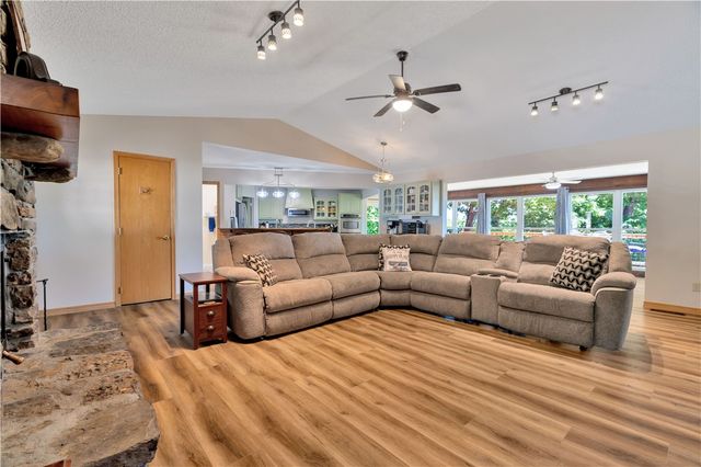 8250 Wills Court, Rogers, AR 72756