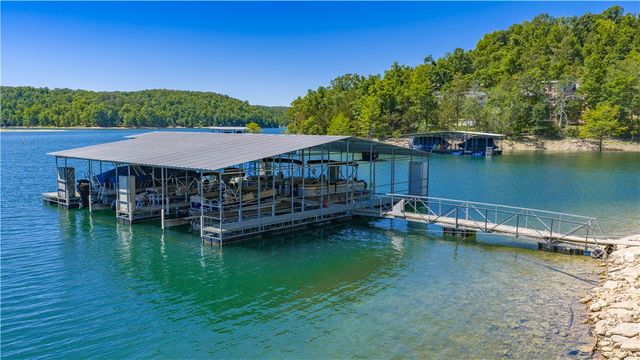 8250 Wills Court, Rogers, AR 72756
