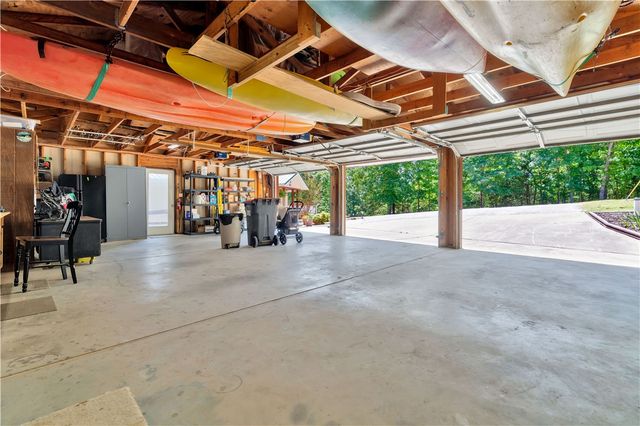 8250 Wills Court, Rogers, AR 72756