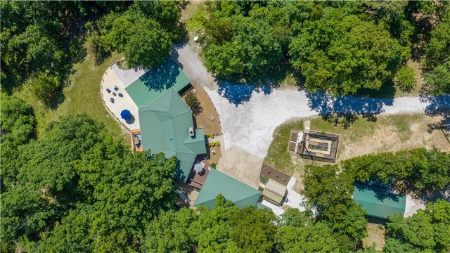 8250 Wills Court, Rogers, AR 72756