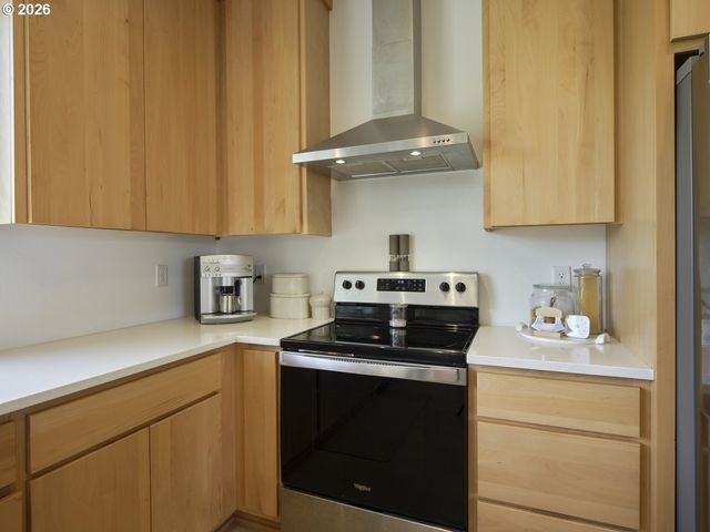 560 PARK Rd, Winlock, WA 98596