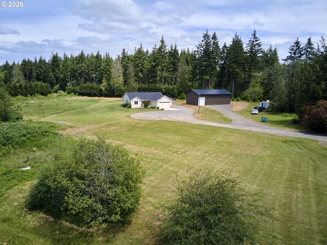 560 PARK Rd, Winlock, WA 98596
