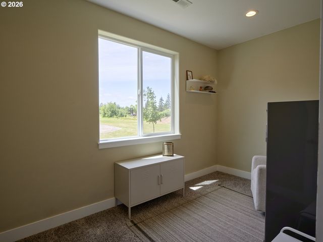560 PARK Rd, Winlock, WA 98596