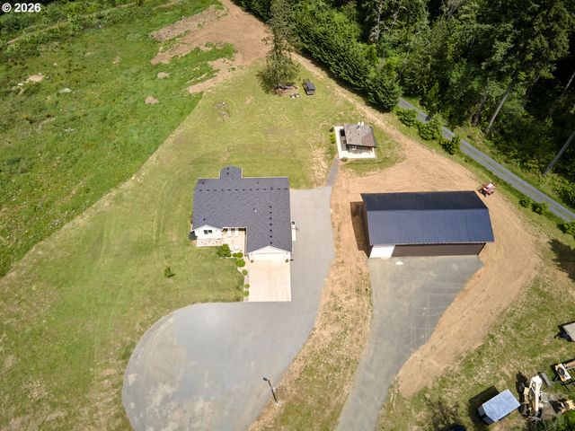 560 PARK Rd, Winlock, WA 98596