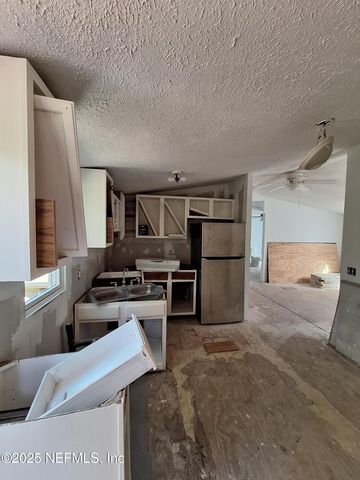 601 HOOVER Road, Palatka, FL 32177