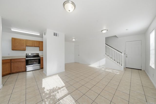 426 W Harlan Ave Apt 2, San Antonio, TX 78214