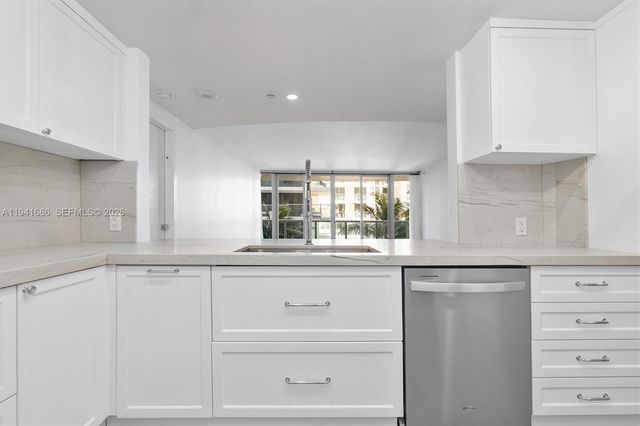 9401 Collins Ave 505, Surfside, FL 33154