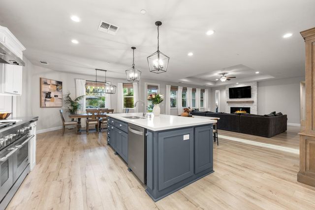 7527 Country Oaks Ln, Orangevale, CA 95662