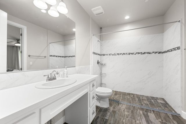 7527 Country Oaks Ln, Orangevale, CA 95662