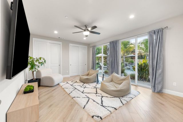 7527 Country Oaks Ln, Orangevale, CA 95662