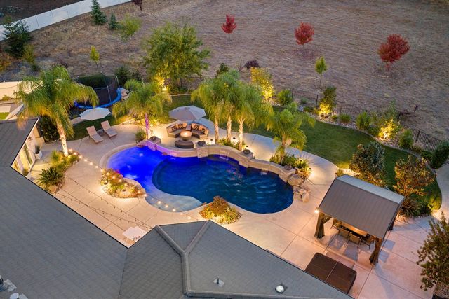 7527 Country Oaks Ln, Orangevale, CA 95662