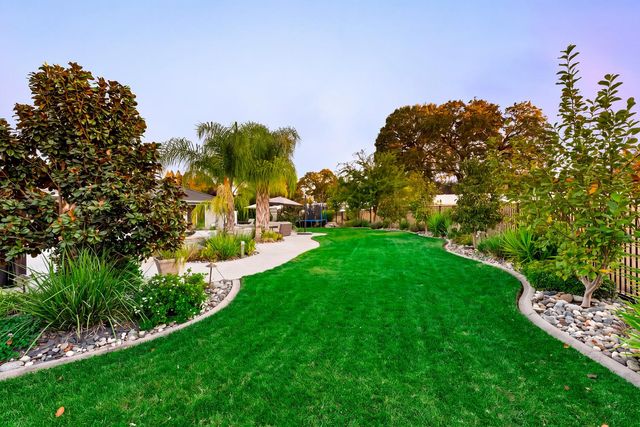 7527 Country Oaks Ln, Orangevale, CA 95662