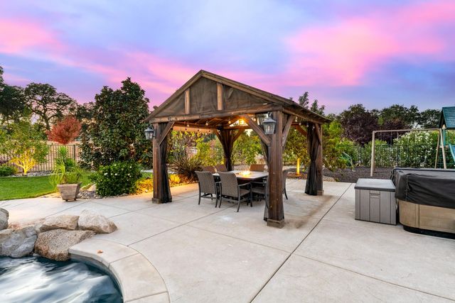 7527 Country Oaks Ln, Orangevale, CA 95662