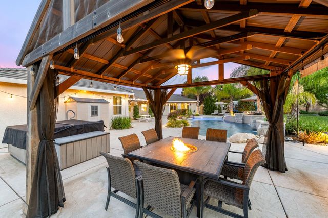 7527 Country Oaks Ln, Orangevale, CA 95662