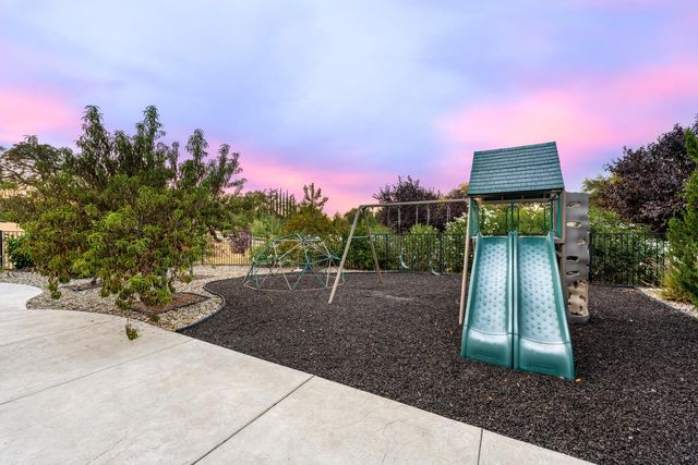 7527 Country Oaks Ln, Orangevale, CA 95662