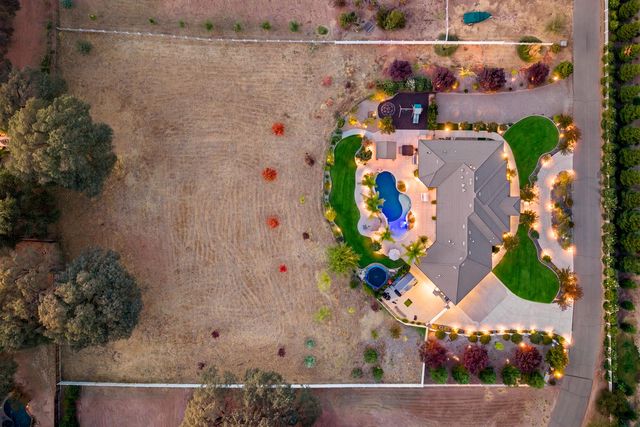 7527 Country Oaks Ln, Orangevale, CA 95662
