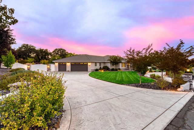 7527 Country Oaks Ln, Orangevale, CA 95662