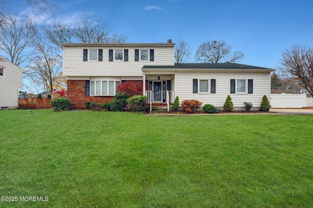 104 Pear Street, Oakhurst, NJ 07755