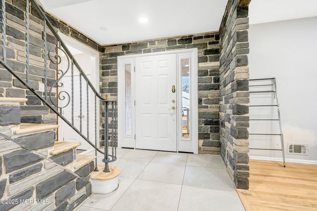 104 Pear Street, Oakhurst, NJ 07755