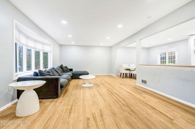 104 Pear Street, Oakhurst, NJ 07755