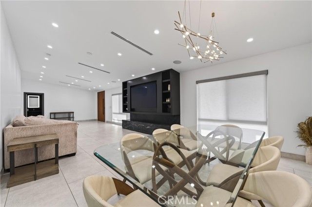 20431 Germain, Chatsworth (los Angeles), CA 91311