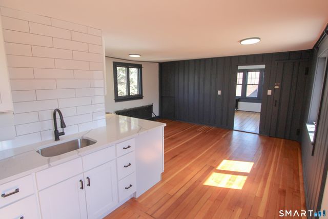 883 Worthington Ridge 2nd Floor, Berlin, CT 06037