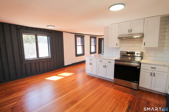 883 Worthington Ridge 2nd Floor, Berlin, CT 06037