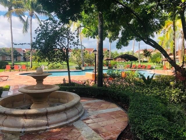 2011 Renaissance Boulevard 103, Miramar, FL 33025