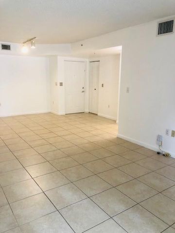 2011 Renaissance Boulevard 103, Miramar, FL 33025